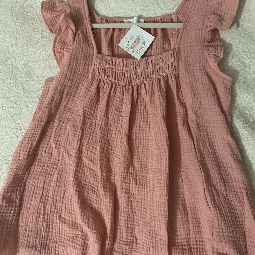 Peach/mauve Ruffled Sleeve Top - Picture 3 of 3
